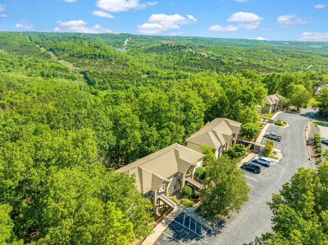 144 Oak Lane 144, Branson West, MO 65737