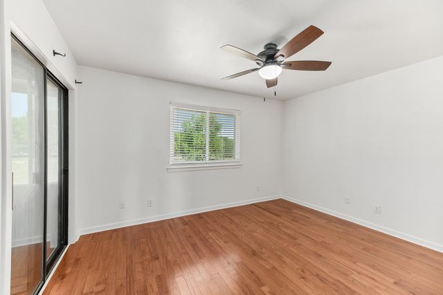 2608 Hidden Cove Drive, Moncks Corner, SC 29461