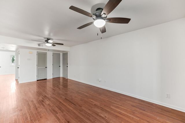 2608 Hidden Cove Drive, Moncks Corner, SC 29461