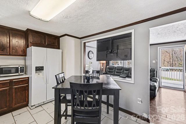 4203 Sunflower Court, Gastonia, NC 28052