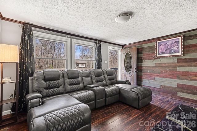 4203 Sunflower Court, Gastonia, NC 28052