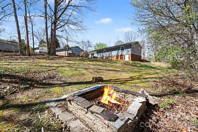 4203 Sunflower Court, Gastonia, NC 28052