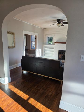 1504 liggates Road, Lynchburg, VA 24502