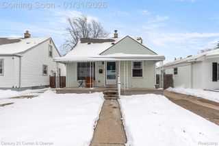 893 Cora Street, Wyandotte, MI 48192