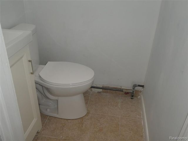 20107 Saint Francis Street, Livonia, MI 48152