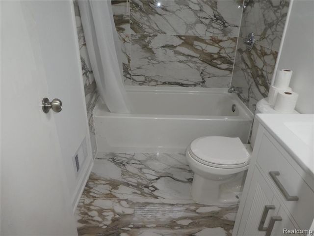 20107 Saint Francis Street, Livonia, MI 48152