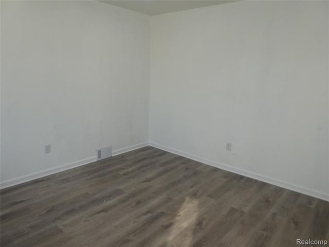 20107 Saint Francis Street, Livonia, MI 48152