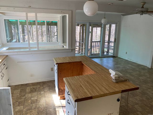 1009 and 1011 Country Club Road, Arkadelphia, AR 71923