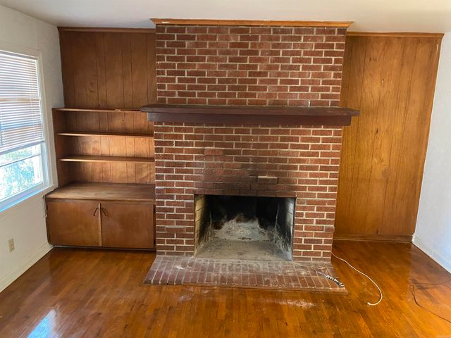 1009 and 1011 Country Club Road, Arkadelphia, AR 71923