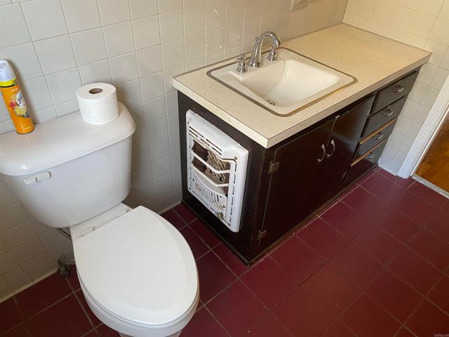 1009 and 1011 Country Club Road, Arkadelphia, AR 71923