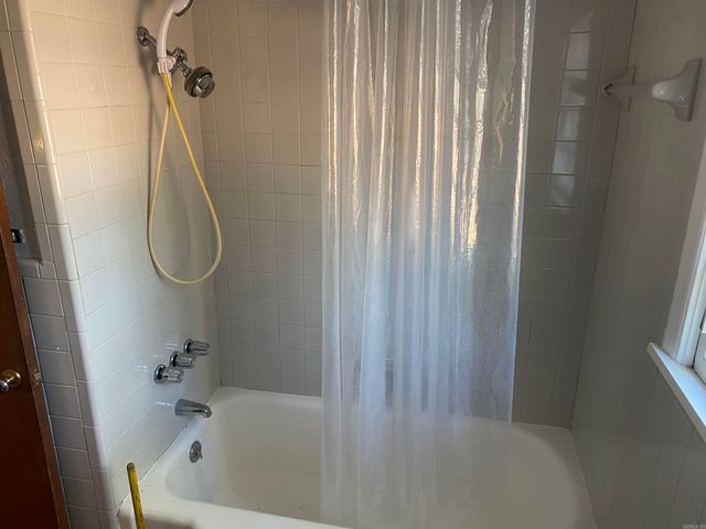 1009 and 1011 Country Club Road, Arkadelphia, AR 71923