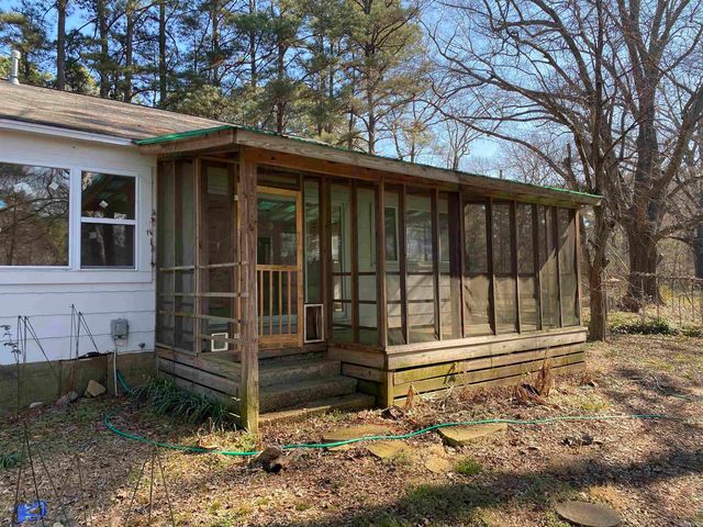 1009 and 1011 Country Club Road, Arkadelphia, AR 71923