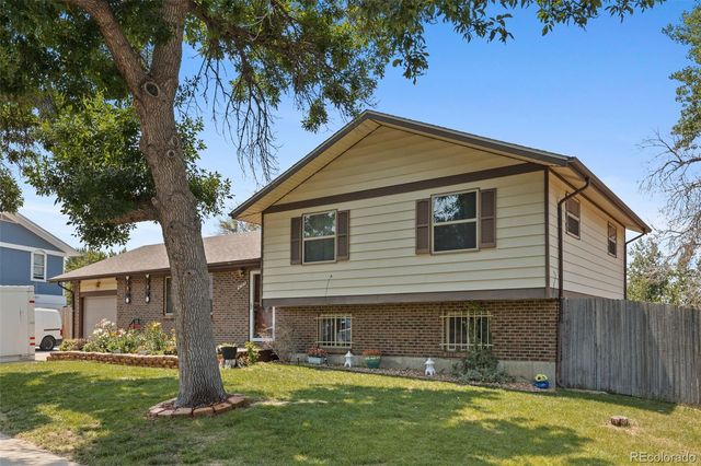 4725 Topeka Court, Denver, CO 80239