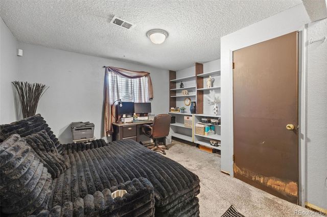 4725 Topeka Court, Denver, CO 80239