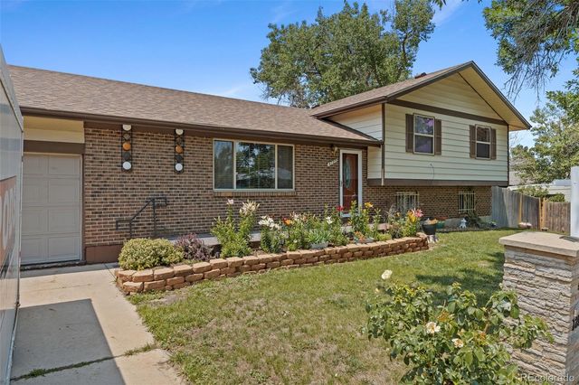 4725 Topeka Court, Denver, CO 80239