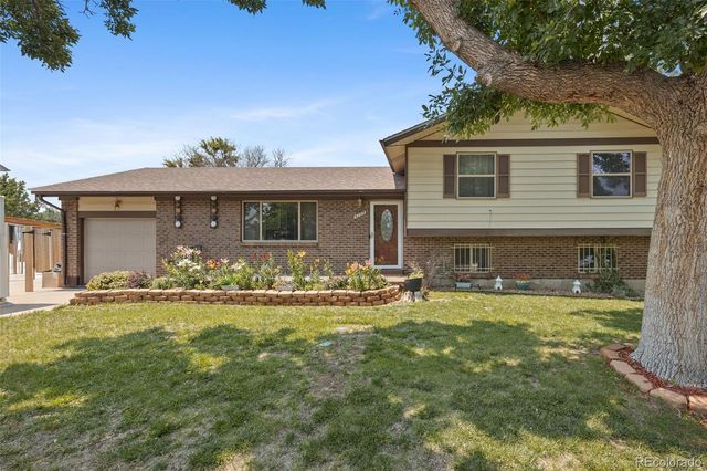 4725 Topeka Court, Denver, CO 80239