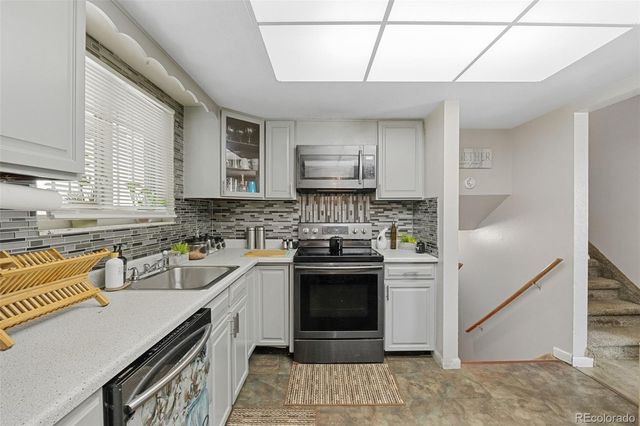 4725 Topeka Court, Denver, CO 80239