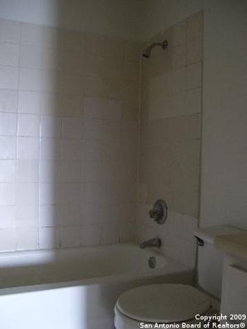 627 I St Apt 1, San Antonio, TX 78220