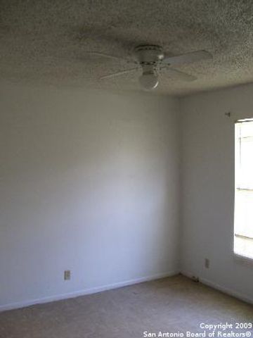 627 I St Apt 1, San Antonio, TX 78220