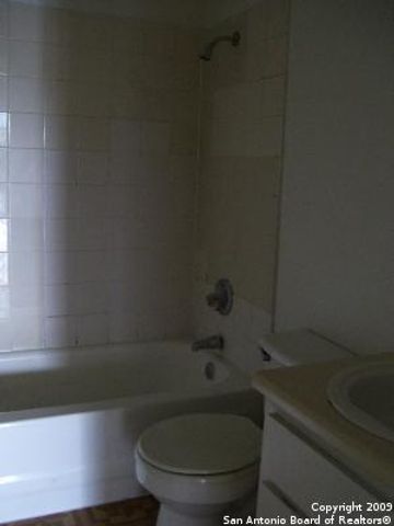627 I St Apt 1, San Antonio, TX 78220