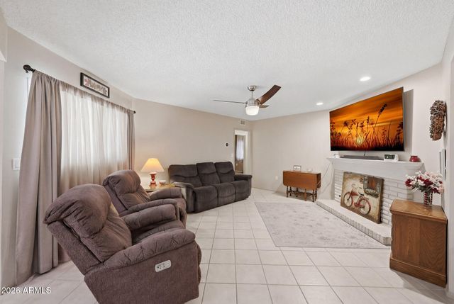 10534 W DESERT FOREST Circle, Sun City, AZ 85351