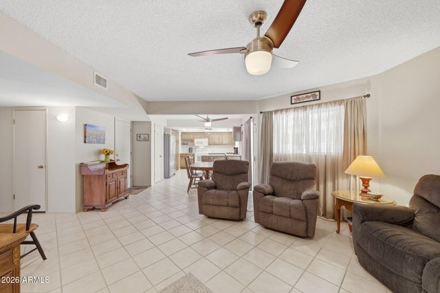 10534 W DESERT FOREST Circle, Sun City, AZ 85351