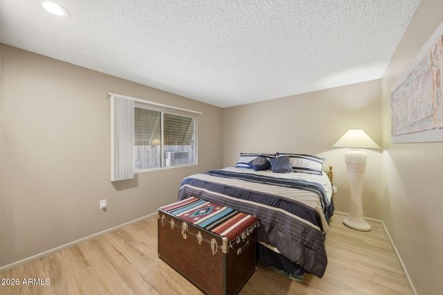 10534 W DESERT FOREST Circle, Sun City, AZ 85351