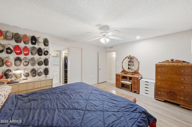 10534 W DESERT FOREST Circle, Sun City, AZ 85351