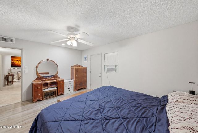 10534 W DESERT FOREST Circle, Sun City, AZ 85351