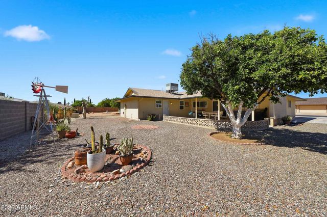 10534 W DESERT FOREST Circle, Sun City, AZ 85351