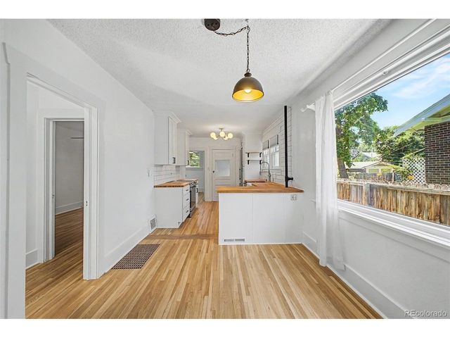3126 W Clyde Pl, Denver, CO 80211
