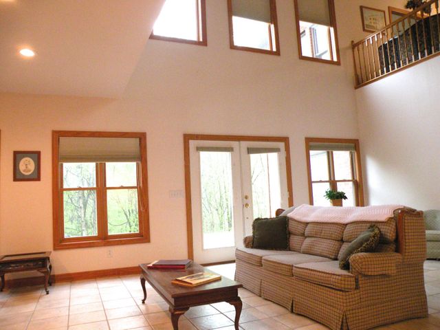 150 J W Thompson Road, N, Westmoreland, TN 37186