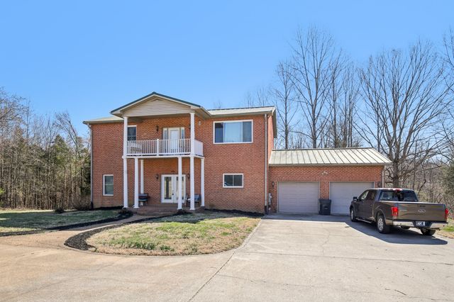 150 J W Thompson Road, N, Westmoreland, TN 37186