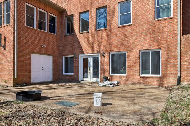 150 J W Thompson Road, N, Westmoreland, TN 37186