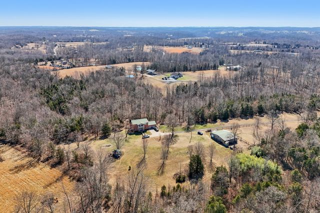 150 J W Thompson Road, N, Westmoreland, TN 37186