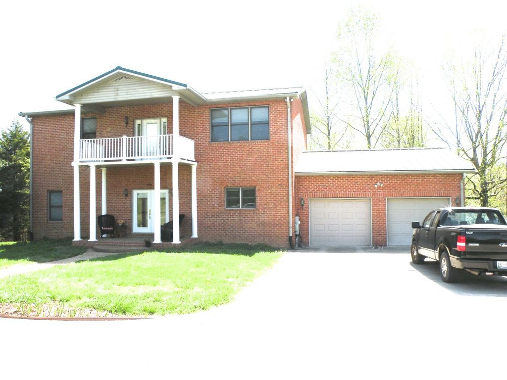 150 J W Thompson Road, N, Westmoreland, TN 37186