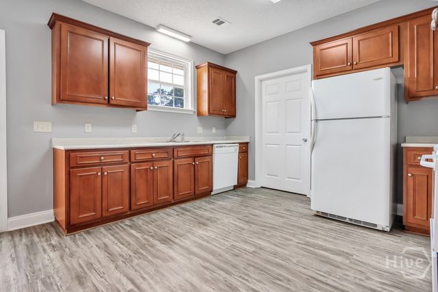 139 Ivy Street, Richmond Hill, GA 31324