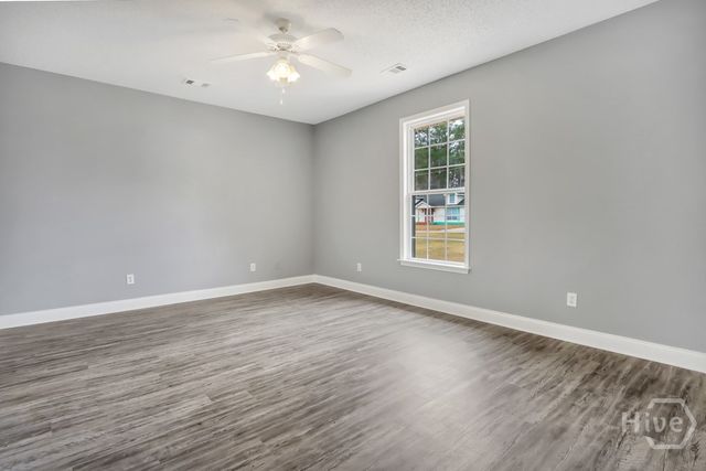 139 Ivy Street, Richmond Hill, GA 31324