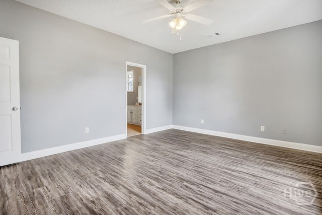 139 Ivy Street, Richmond Hill, GA 31324