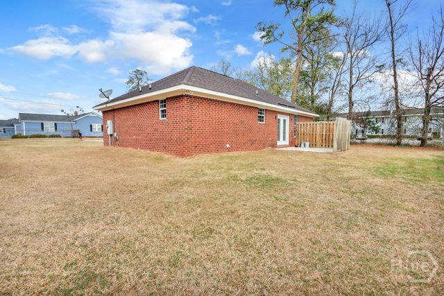 139 Ivy Street, Richmond Hill, GA 31324