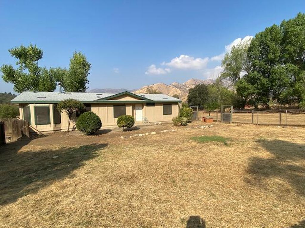 42124 South Fork Drive, Three Rivers, CA 93271