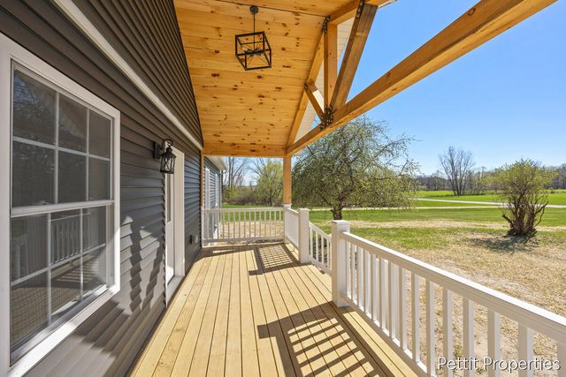 6937 S Townhall Road, Sheridan, MI 48884