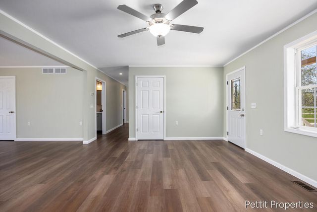 6937 S Townhall Road, Sheridan, MI 48884