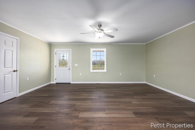 6937 S Townhall Road, Sheridan, MI 48884