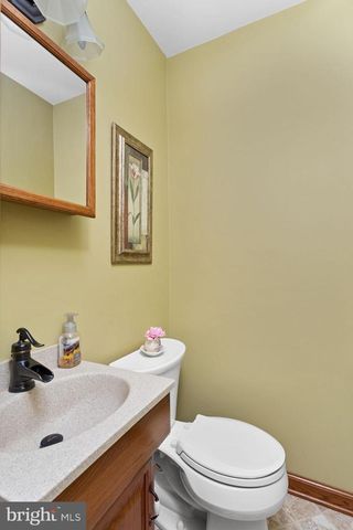 20 GLOUCESTER CT, Bordentown, NJ 08505