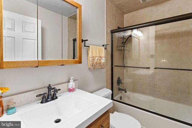 20 GLOUCESTER CT, Bordentown, NJ 08505