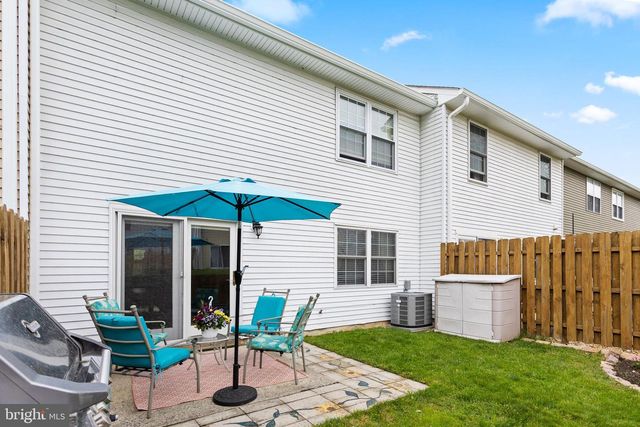 20 GLOUCESTER CT, Bordentown, NJ 08505