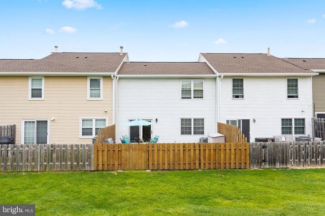20 GLOUCESTER CT, Bordentown, NJ 08505