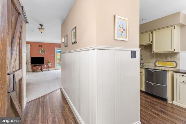 20 GLOUCESTER CT, Bordentown, NJ 08505