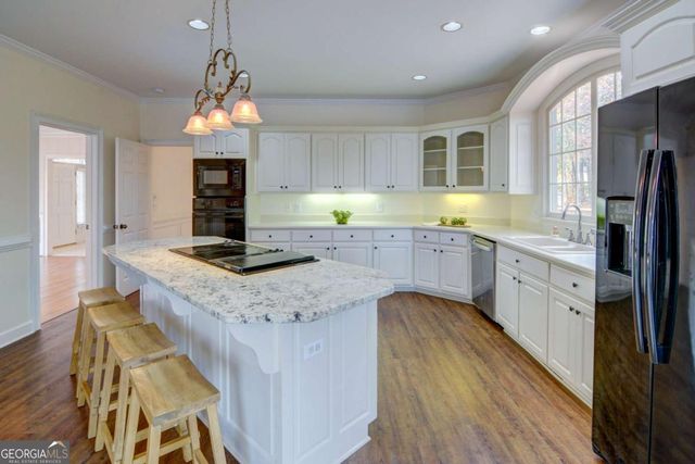 5305 Linnadine Way, Peachtree Corners, GA 30092